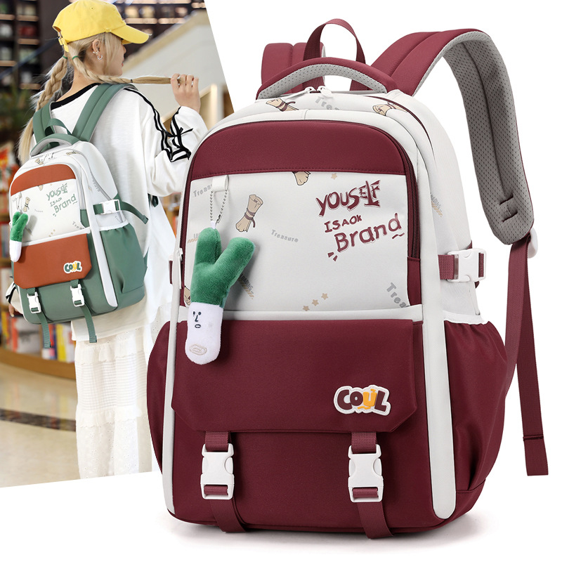 2025 New style middle school students' color-blocking schoolbag, high-quality school-style backpack for girls, and backpacks for primary school students from grades three to six full figure