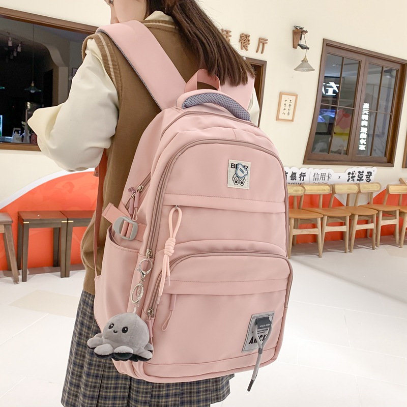 New InS-style retro casual large-capacity schoolbag for junior and senior high school students, a great product for college students during the back-to-school season full figure