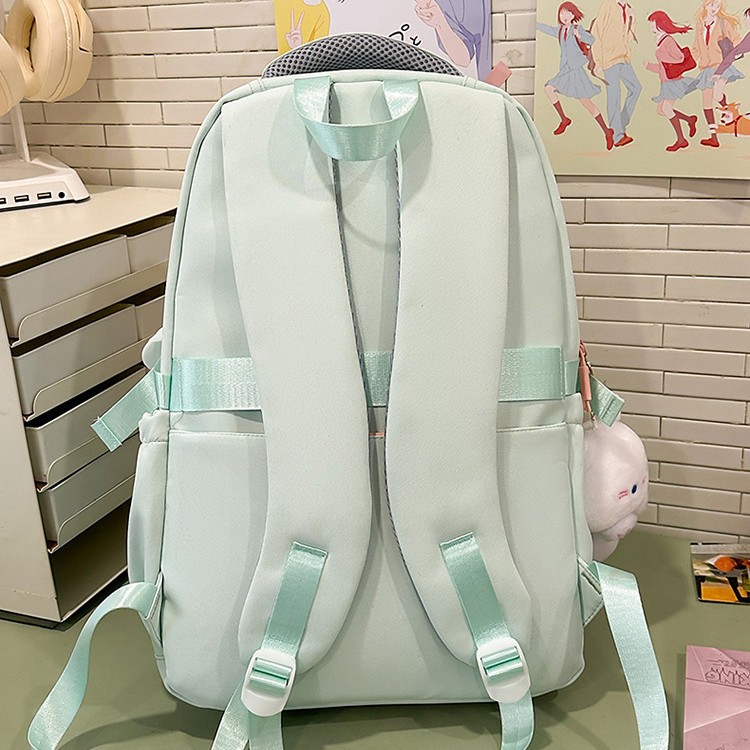 The new Korean version of Instagram, with a high level of appearance and a fresh school style, is a lightweight backpack for junior and senior high school students with color blocking and splicing Specification drawing
