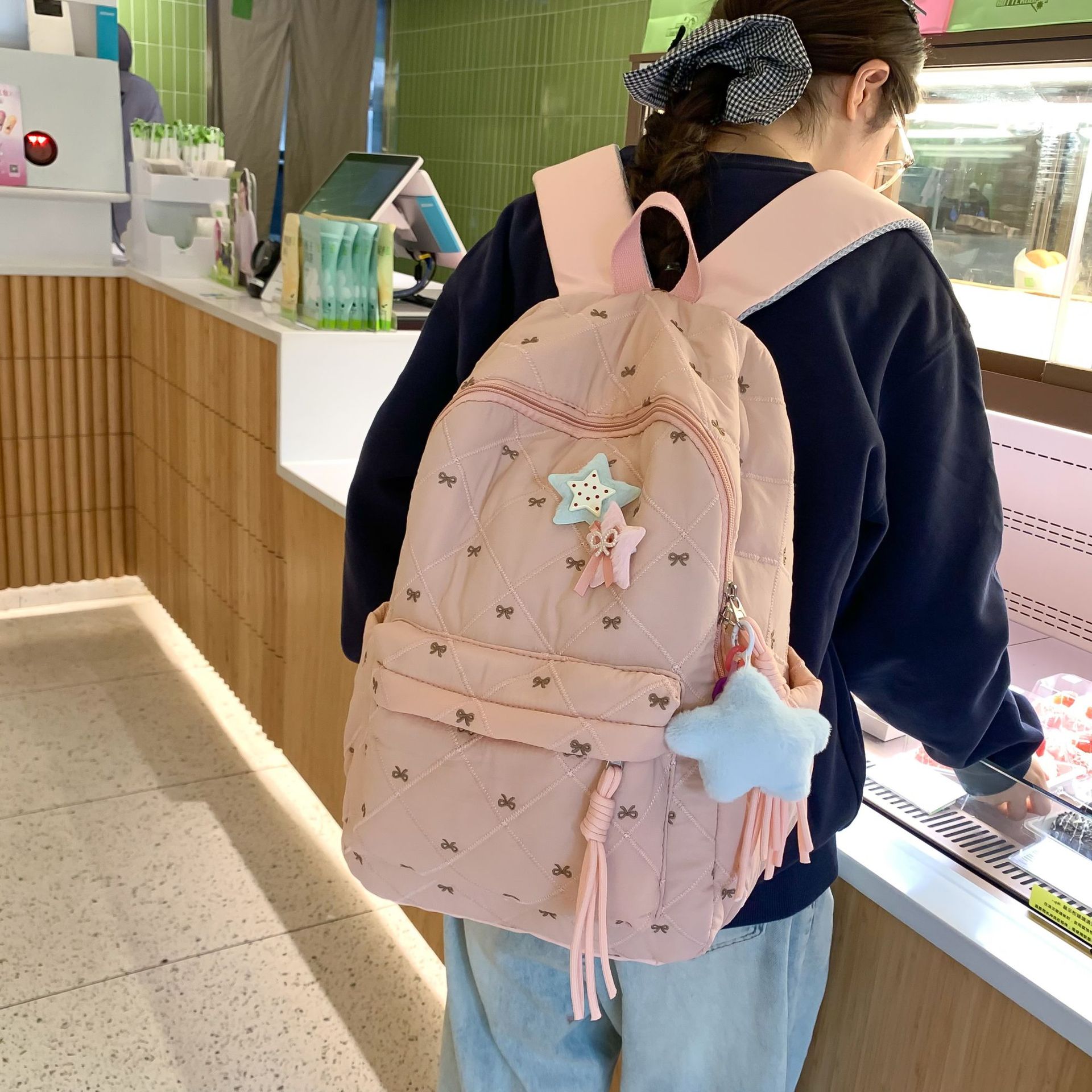 Schoolbag, Instagram, Japanese and Korean niche junior high school student, high appearance level, autumn and winter cotton-padded jacket, backpack, bow, cute embroidered backpack details Picture