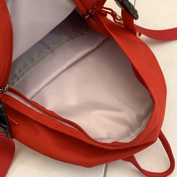 Red mini backpack, mini children's travel backpack, Japanese-style Instagram, sweet and cute girl travel mini backpack Application Scenario