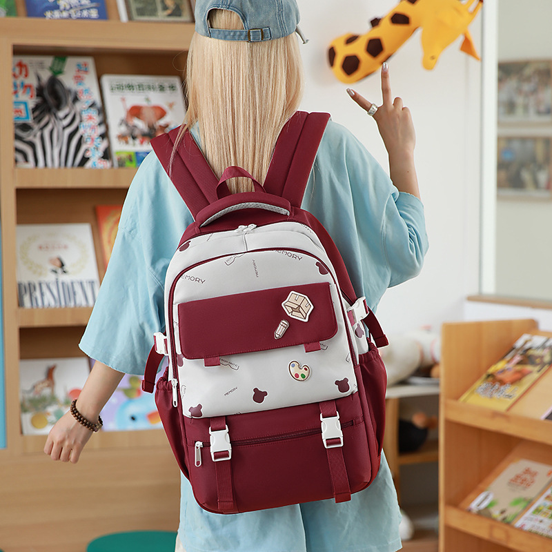 A new high-appeal, fresh and sweet color-blocking backpack from Japanese Instagram, a simple and lightweight backpack for junior and senior high school students full figure