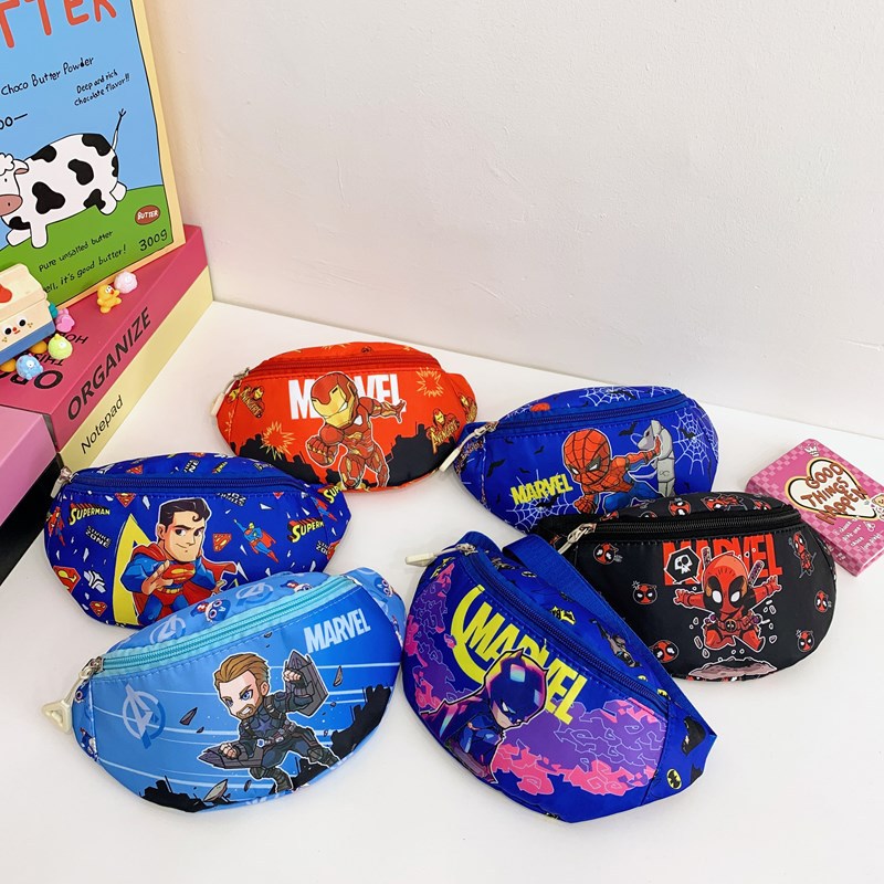 2025 New Children's coin Purse: Boys' Fashionable cartoon Superman coin bag, outdoor crossbody bag, Boys' and Girls' small backpacks full figure