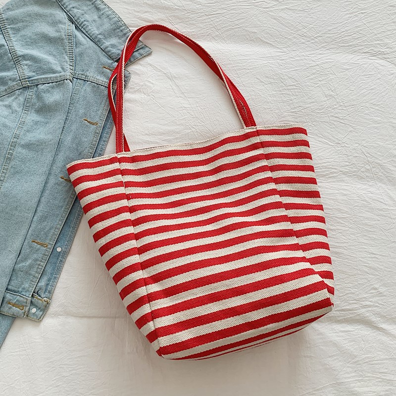 Double-sided backpack with stripes, a niche Korean version, large-capacity, laid-back red tote bag, a casual shopping bag for women Specification drawing