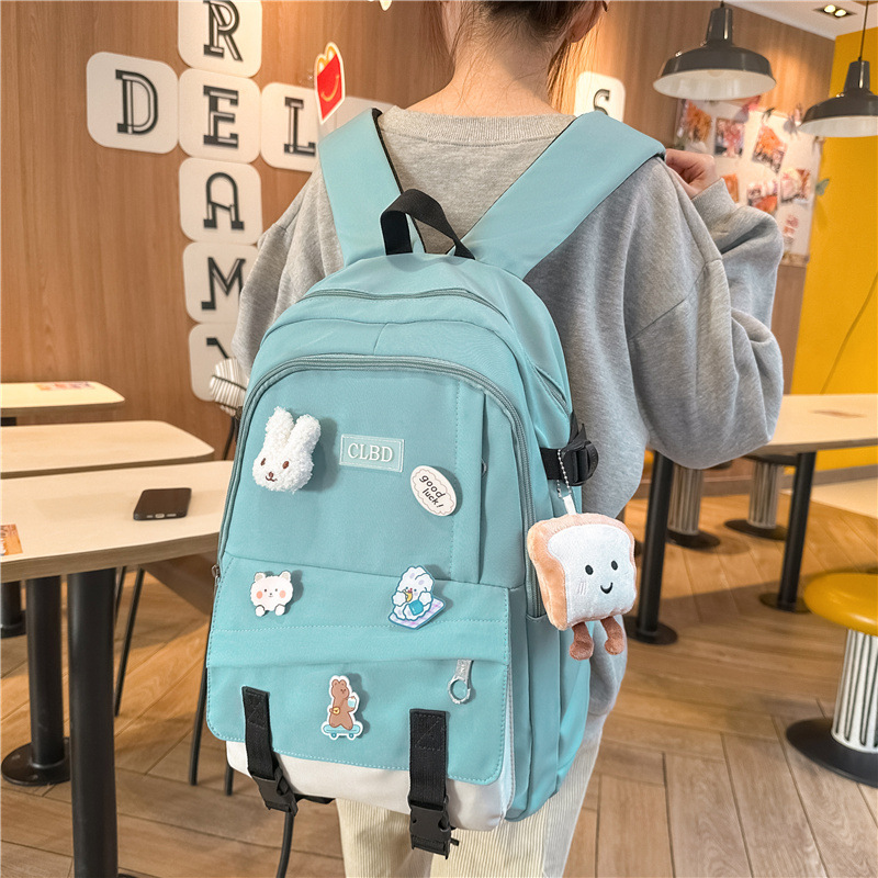 A new high-appeal, fresh and sweet backpack from the Korean version of Instagram. It's a lightweight and large-capacity backpack with contrasting colors for junior and senior high school students full figure