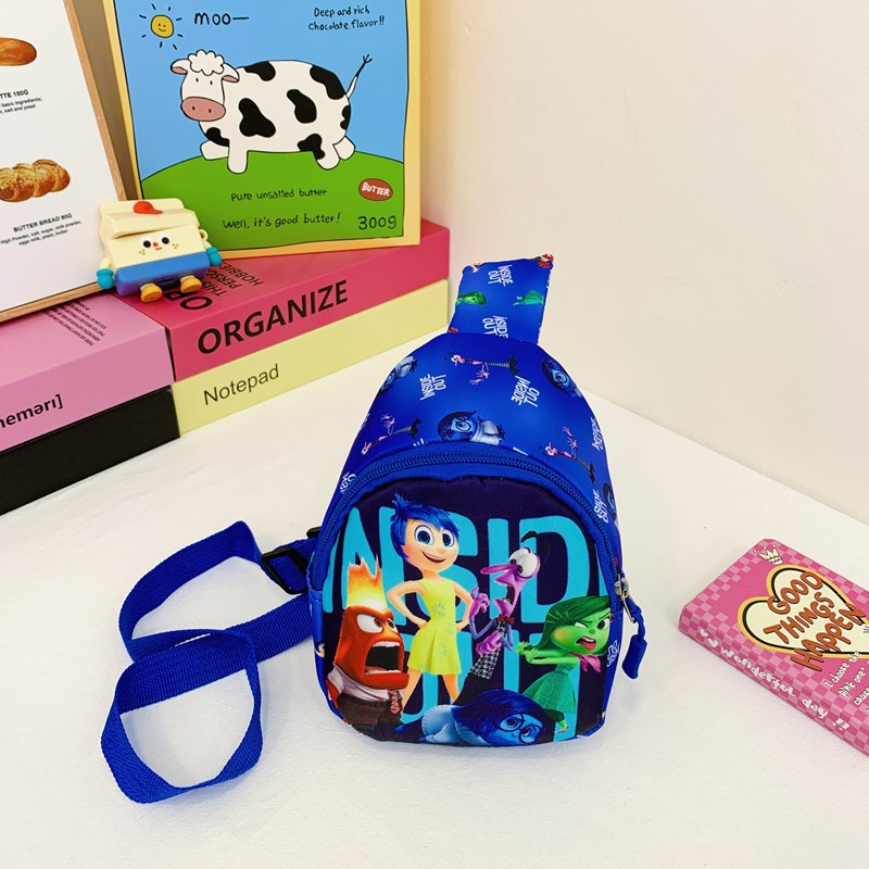 New children's chest bags, cute cartoon coin purses for boys and girls, casual crossbody bags, and baby outdoor small backpacks are all trendy details Picture