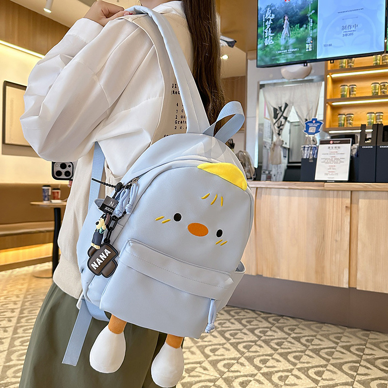 A new high-quality, sweet and cute ins cartoon chick schoolbag, a versatile backpack for primary and secondary school students' casual commuting details Picture