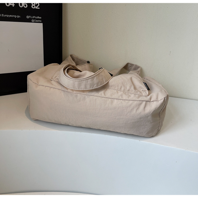 Korean-style fashionable and simple drawstring pleated underarm bag 2025 new solid color trendy and fresh casual single-shoulder bag Specification drawing