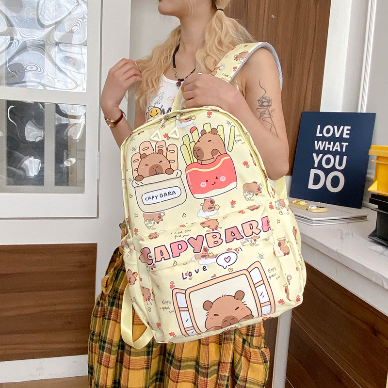 2025 Summer New cartoon fashion children's backpack, large-capacity men's and women's shoulder bag, primary school bag Application Scenario
