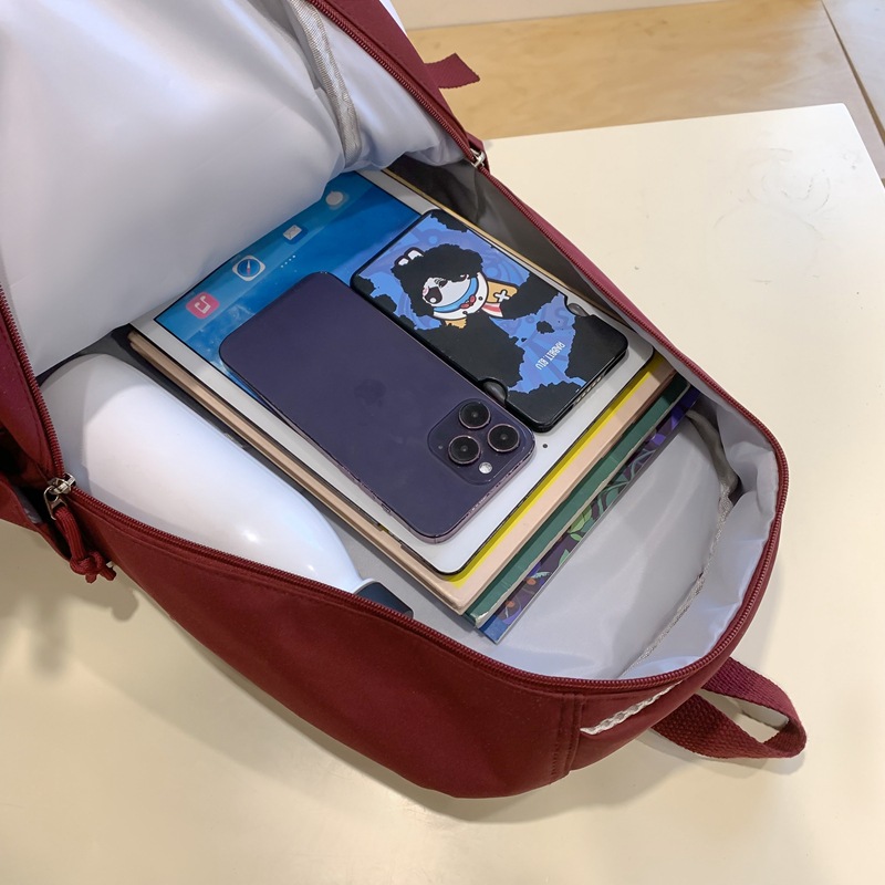 Korean style cute girl Instagram style large-capacity two-piece schoolbag set for primary school students from grades three to six, color-blocking and patchwork backpack Application Scenario