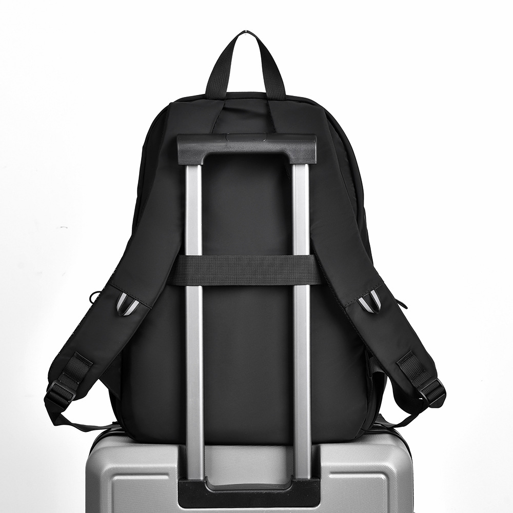 New cross-border backpack, men's casual backpack, large-capacity outdoor travel backpack, fashionable travel schoolbag Application Scenario