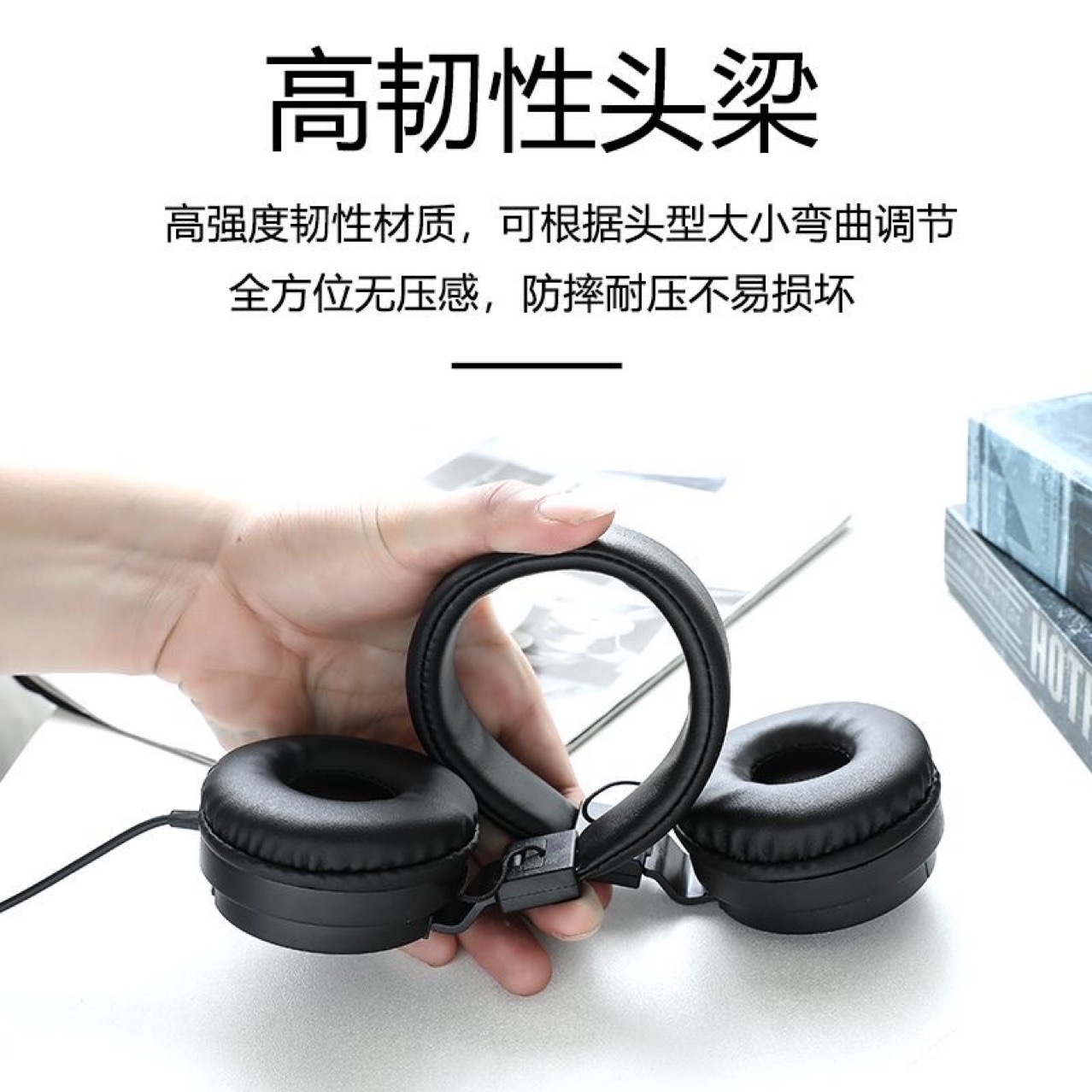 Cross-border over-ear headphones, universal for mobile phones and desktop computers with microphone, noise-cancelling headset type-c for female PUBG games Application Scenario