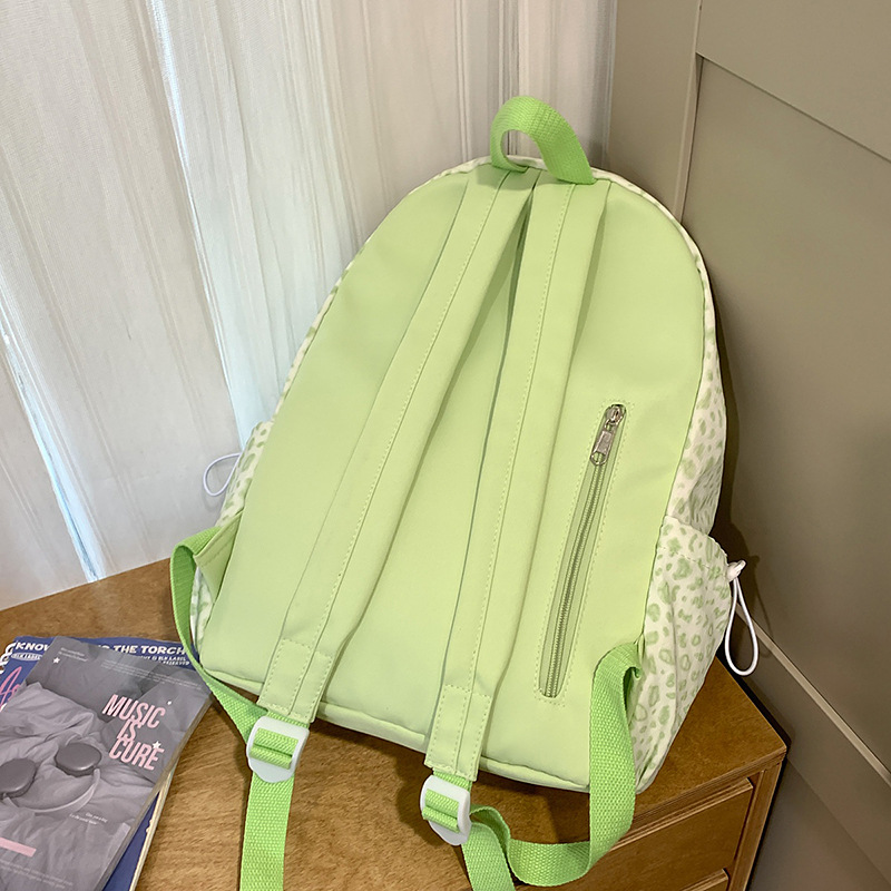A new high-appearance-level Japanese ins fresh and sweet leopard print mini backpack with large capacity for junior and senior high school students Specification drawing