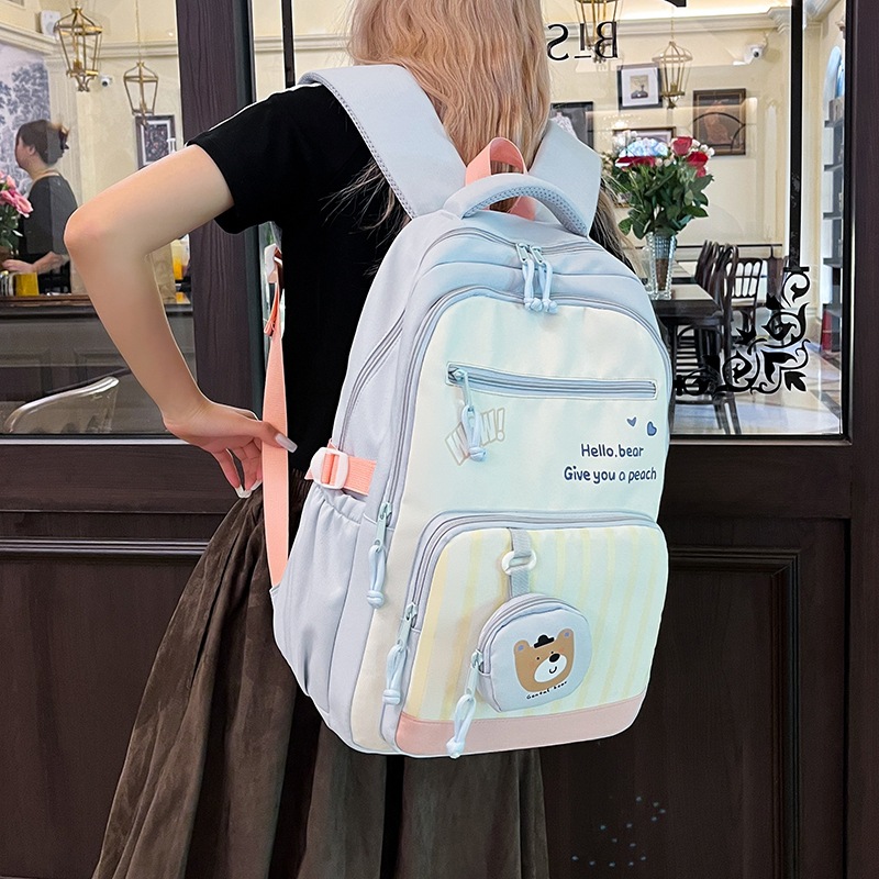 A new high-appearance-level, fresh and sweet candy-colored backpack from Japanese Instagram, a lightweight and large-capacity backpack for junior and senior high school students full figure