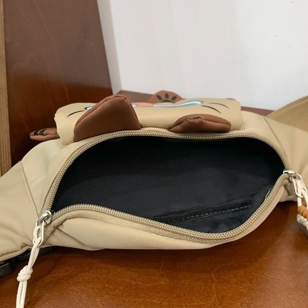 Summer Japanese-style single-shoulder bag, women's phone bag, cute chest bag, fashionable ins crossbody bag, versatile student new waist bag Application Scenario