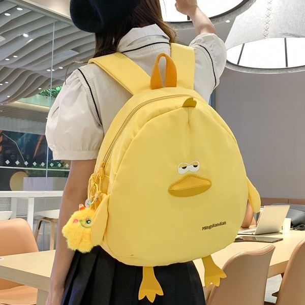 New children's schoolbags, cute and casual little backpacks for girls traveling, cartoon and funny backpacks for girls shopping full figure