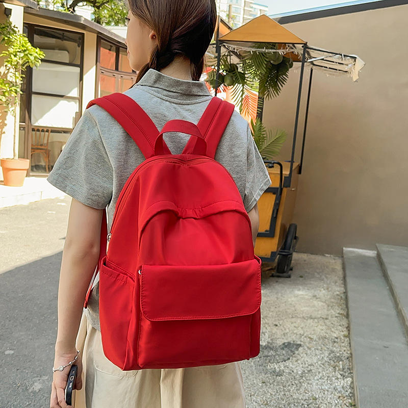 A new Japanese-style backpack with a high aesthetic level and a college style. It is a versatile large-capacity backpack for high school and junior high school students, suitable for casual and simple commuting details Picture