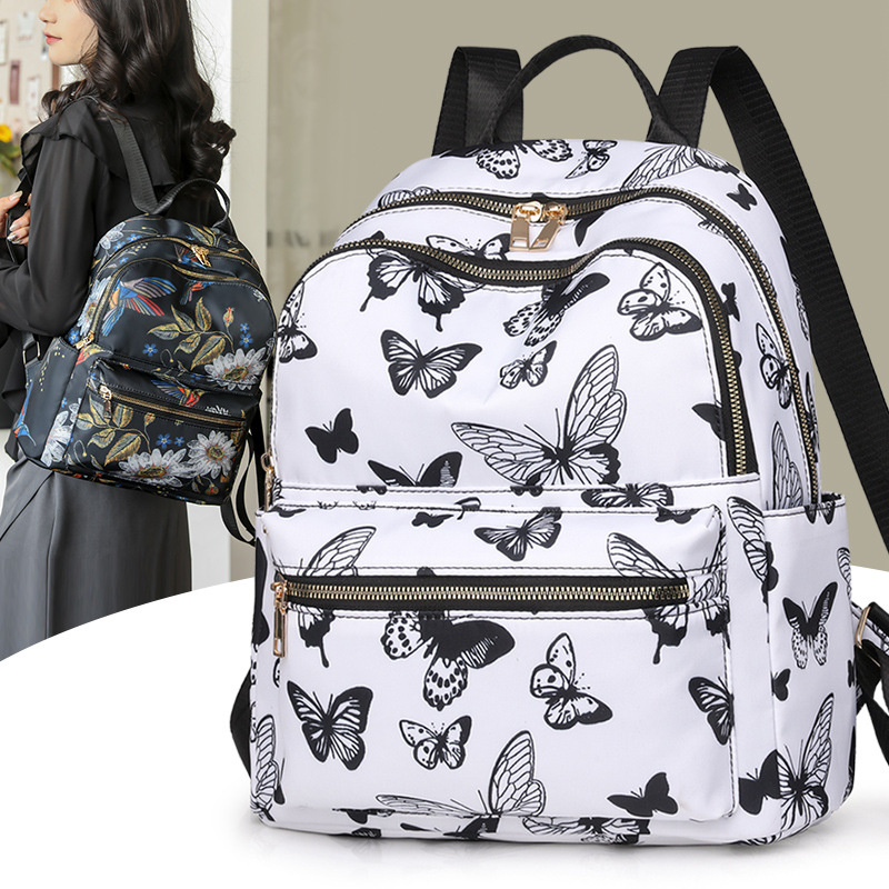 Trendy casual backpack for women 2025 New style fashionable travel small backpack, lightweight Oxford fabric versatile travel bag Application Scenario