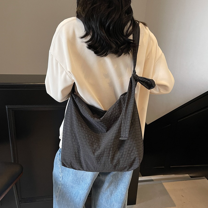 Fashionable and casual large-capacity tote bag 2025 new Korean style trendy and versatile single-shoulder bag for women's commuting to work details Picture