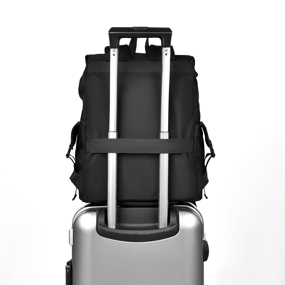 Cross-border trendy brand flip cover men's backpack, large-capacity outdoor leisure travel backpack, cool college student schoolbag Application Scenario