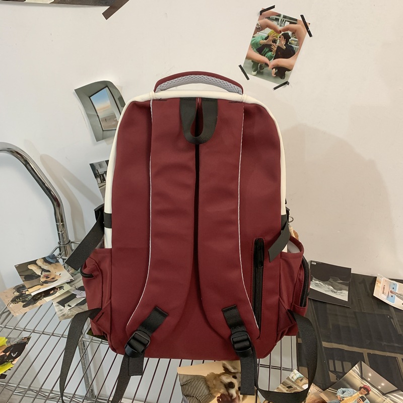 The new Korean-style Instagram workwear is trendy and cool. It's a multi-layered backpack for teenagers and students, a casual travel backpack Specification drawing