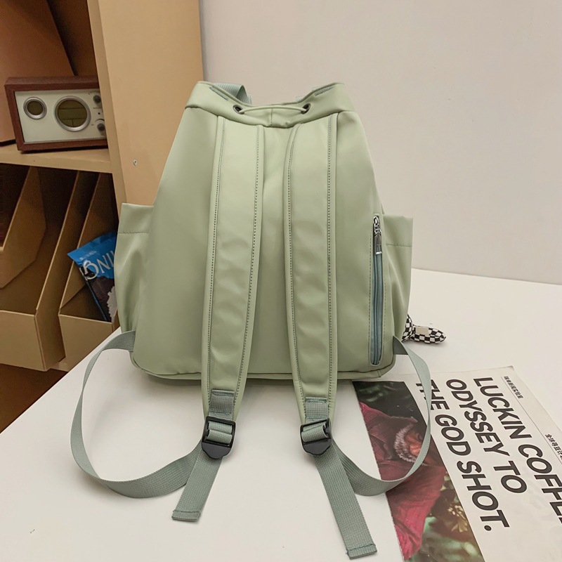 Small backpack 2024 new travel drawstring niche schoolbag for women, versatile and versatile, large-capacity handbag Application Scenario