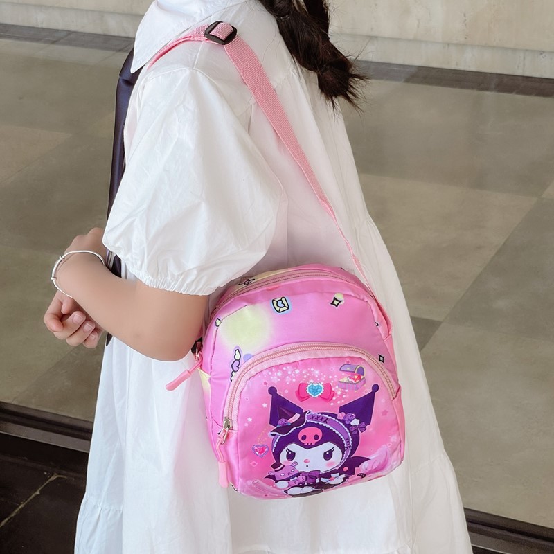 Kokai Kulomi cartoon children's Bag, Kindergarten baby small bag, fashionable single-shoulder crossbody bag, cool single-shoulder bag Application Scenario