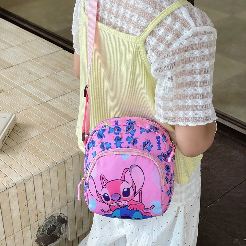 Children's trendy single-shoulder bag 2025 New cartoon mini snack bag for boys and girls, outdoor backpack, baby backpack Application Scenario