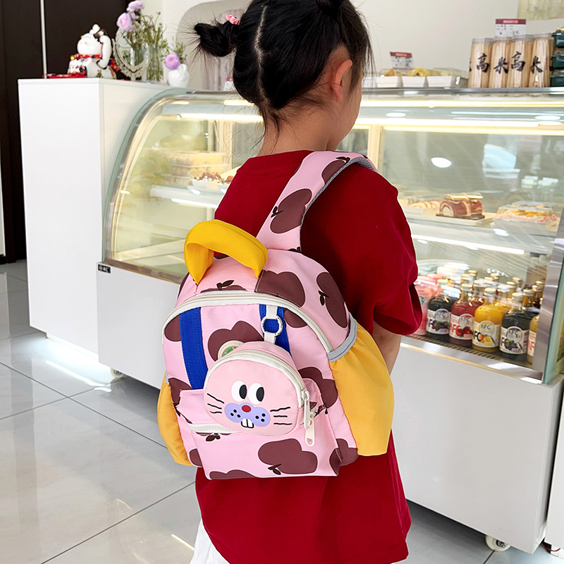2025 New style children's schoolbag: Korean-style boys' color-blocking and color-blocking backpack for going out, for girls in the middle and small classes of kindergarten details Picture
