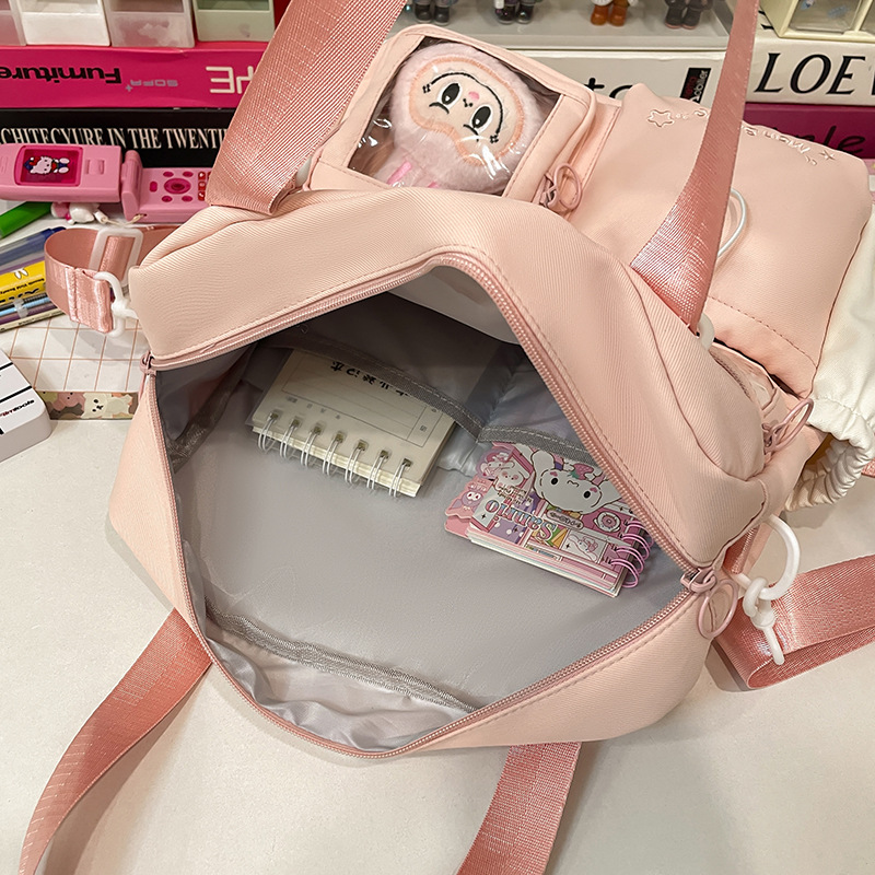 Crossbody bag, Japanese style, ins style, high appearance level, girl tote bag, dopamine color contrast transparent pain bag, middle school supplement Application Scenario