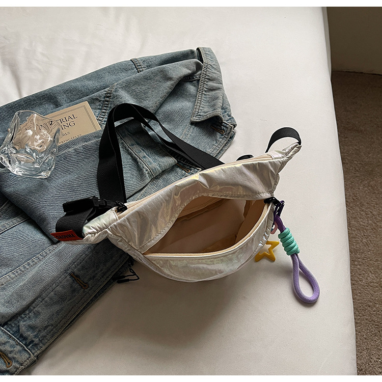 New high-appearance-level casual chest bag, cute Japanese Instagram niche crossbody bag, fresh and versatile forest-style girl's waist bag Application Scenario