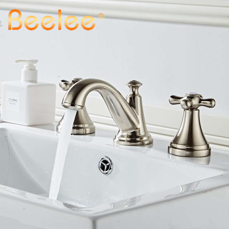 Amazon Beelee Bela bathroom brass European and American style black antique copper three-hole double-handle cold and hot water basin faucet Application Scenario