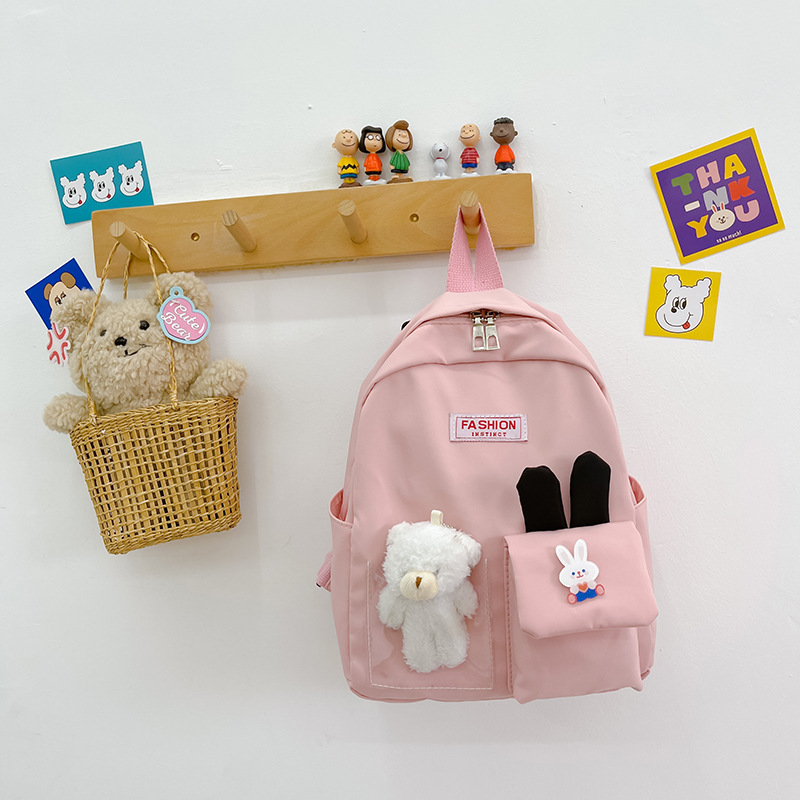Children's backpack training institution: Cute schoolbags for primary school students, boys and girls. Children's backpacks for early childhood education can be printed with logos Application Scenario