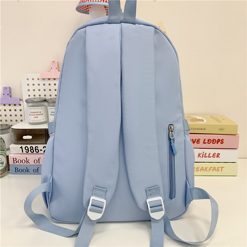 A new Japanese-style backpack with a high aesthetic level and a fresh and sweet school style. It is a lightweight and large-capacity backpack with contrasting colors for junior and senior high school students Specification drawing
