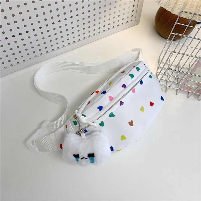 New fashionable and versatile shoulder bag, fresh small waist bag, women's commuting chest bag, casual sports crossbody bag, student small bag Application Scenario