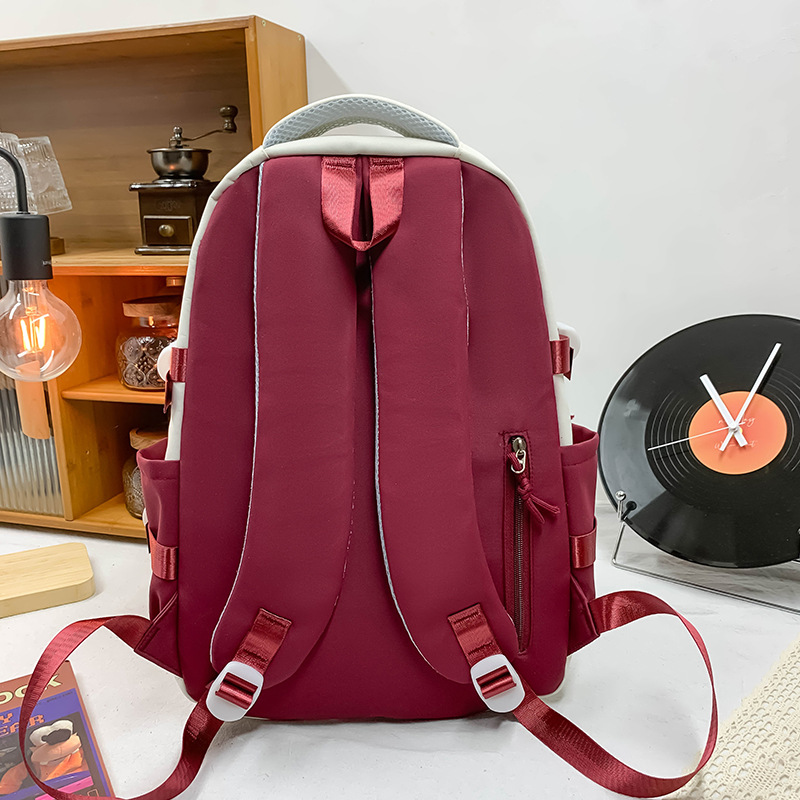 Schoolbag for boys, a multi-layered and large-capacity outdoor backpack for junior high school students in 2024 Specification drawing