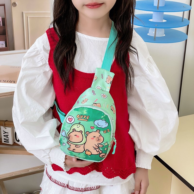 The 2025 summer new cute cartoon pattern children's bag, casual boys' and girls' chest bag, stylish and lightweight loose change backpack Application Scenario