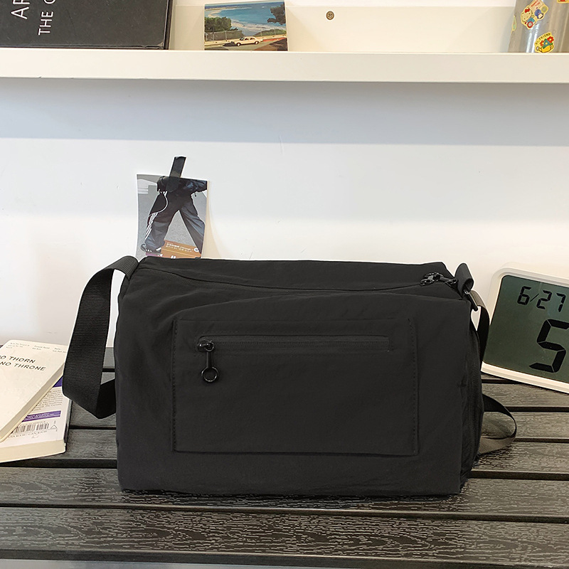 New couple's versatile and fashionable single-shoulder bag, casual daily outing backpack, storage bag, travel bag, commuting crossbody bag Specification drawing