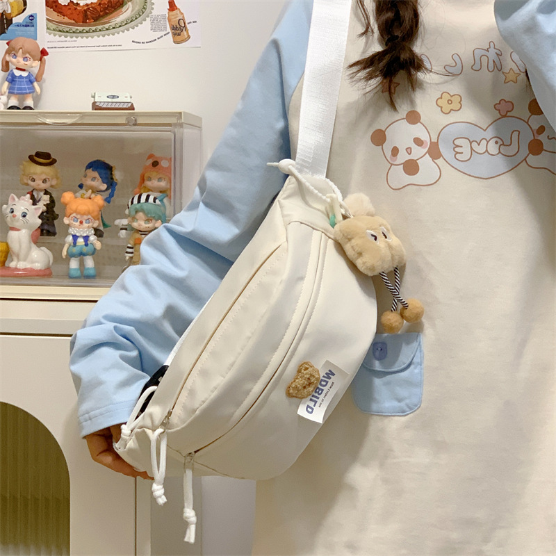 Dopamine cute bear chest bag, fresh and light, student waist bag, forest-style, versatile, mobile phone, crossbody small bag for girls details Picture