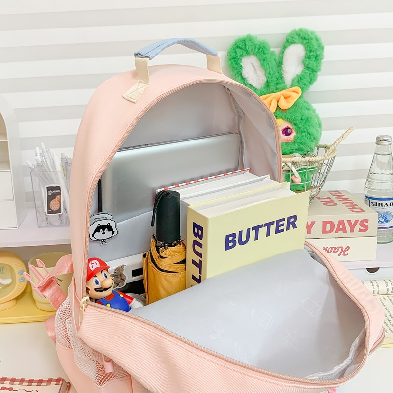 A new high-appearance-level forest-themed, fresh and cute, InS-style baggy bag for junior and senior high school students, and a large-capacity backpack Application Scenario