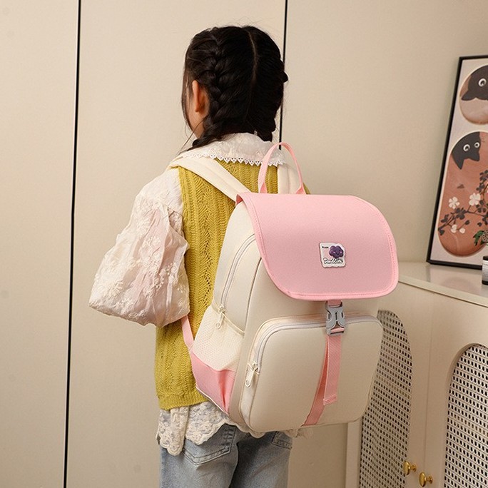 High-quality kindergarten cute baby color-blocking backpacks, spring outing backpacks for primary school students in grades 1-2, printed logo as gifts details Picture