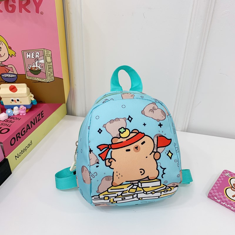 The 2025 summer new children's bag is cartoonish, cute and stylish with printed patterns. It's a pocket bag for boys and girls and an outdoor casual backpack Specification drawing