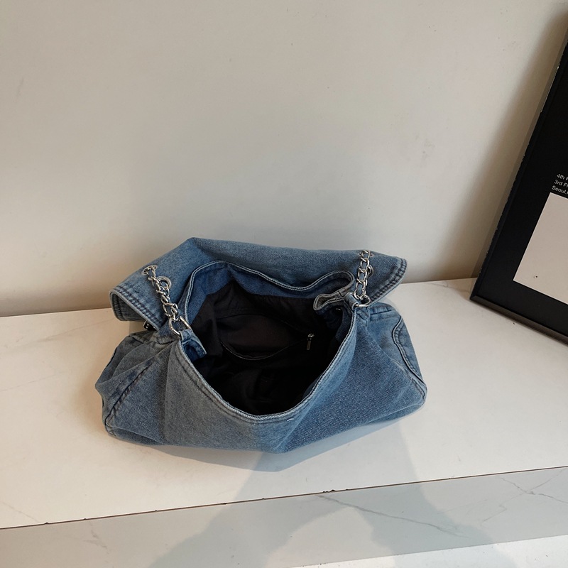 Denim bag for Girls 2025 New style, fashionable large-capacity chain single-shoulder bag, high-end class commuting tote bag Specification drawing