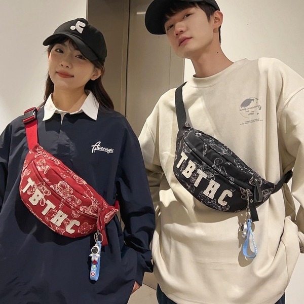 Trendy chest bag for men, casual Japanese single-shoulder bag for men, small backpack for men, trendy crossbody bag, versatile new waist bag for couples full figure