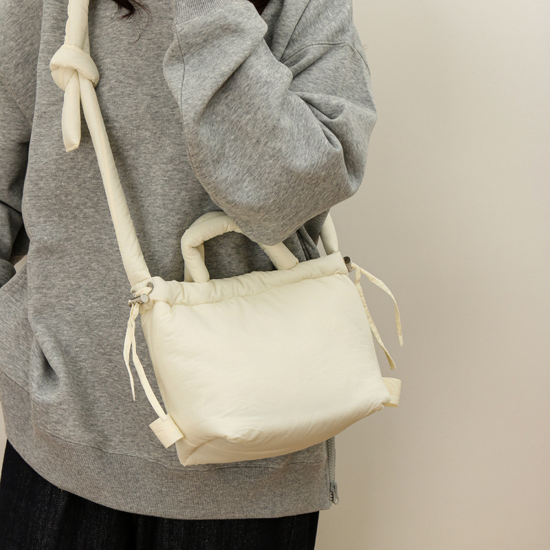 New cotton-filled nylon single-shoulder crossbody bag for women, soft and lightweight pleated backpack, drawstring small handbag details Picture
