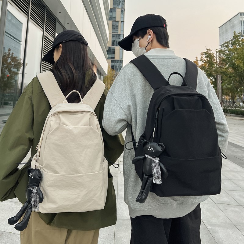 A new high-appearancelevel commuting backpack for college students, which is casual, simple, lightweight, versatile and has a large outdoor capacity details Picture