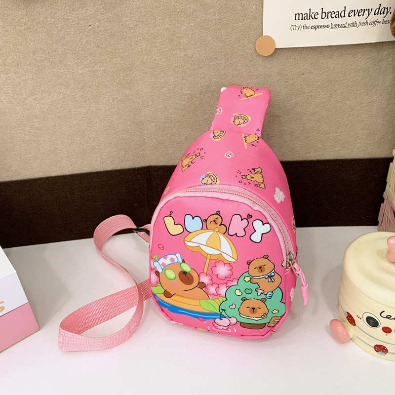 Wholesale of 2025 new fashionable and individualistic street travel storage bags, children's bags, casual and niche single-shoulder crossbody bags details Picture
