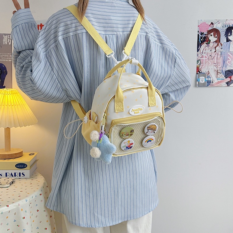 A new high-appearance-level Japanese-style 2D anime fresh and cute baggy backpack for primary and secondary school students details Picture