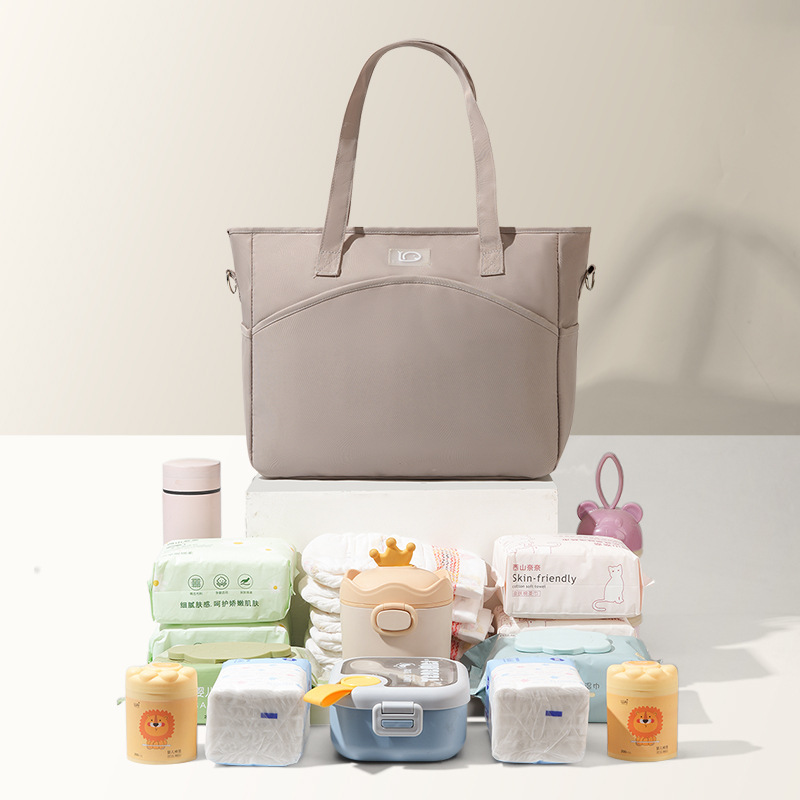 New fashionable mom bag, large-capacity hand-held crossbody bag, lightweight mom bag, multi-pocket baby and mother bag for going out Specification drawing