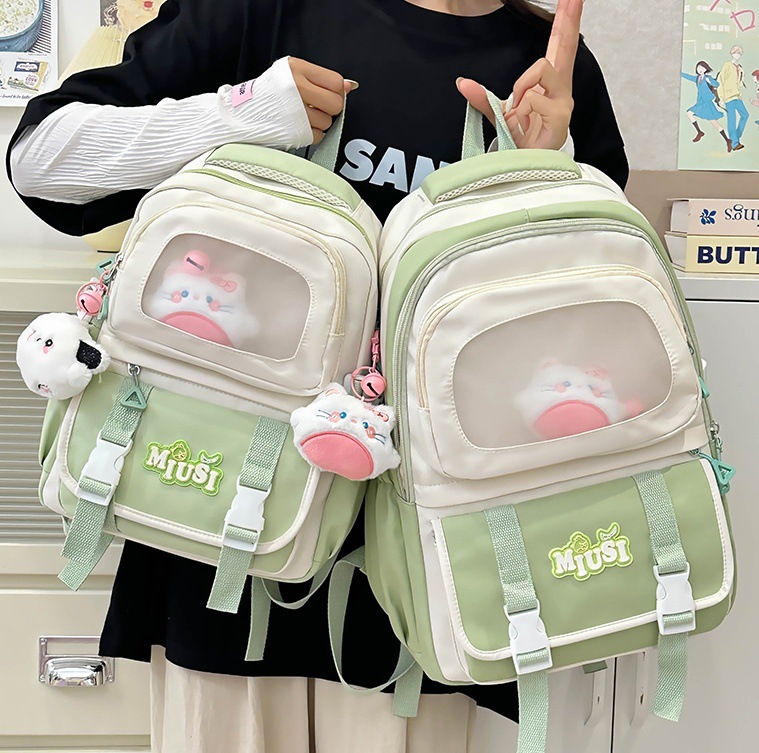 Japanese-style InS-style fresh and clean schoolbag for girls, a cute and transparent backpack for junior and senior high school students, and a casual backpack for them full figure